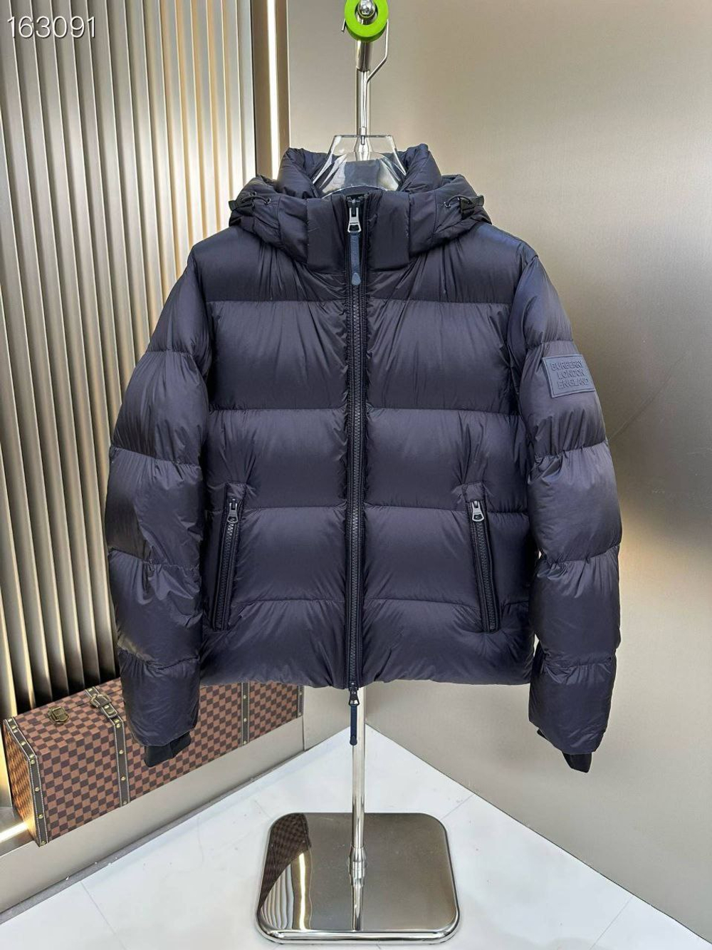 Пуховик Burberry