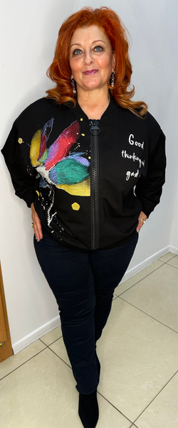 Трикотажный жакет-бомбер с цветным принтом