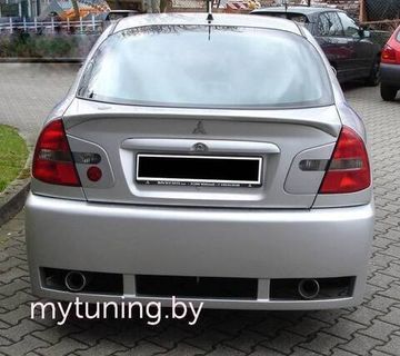 Задний бампер Mitsubishi Carisma I