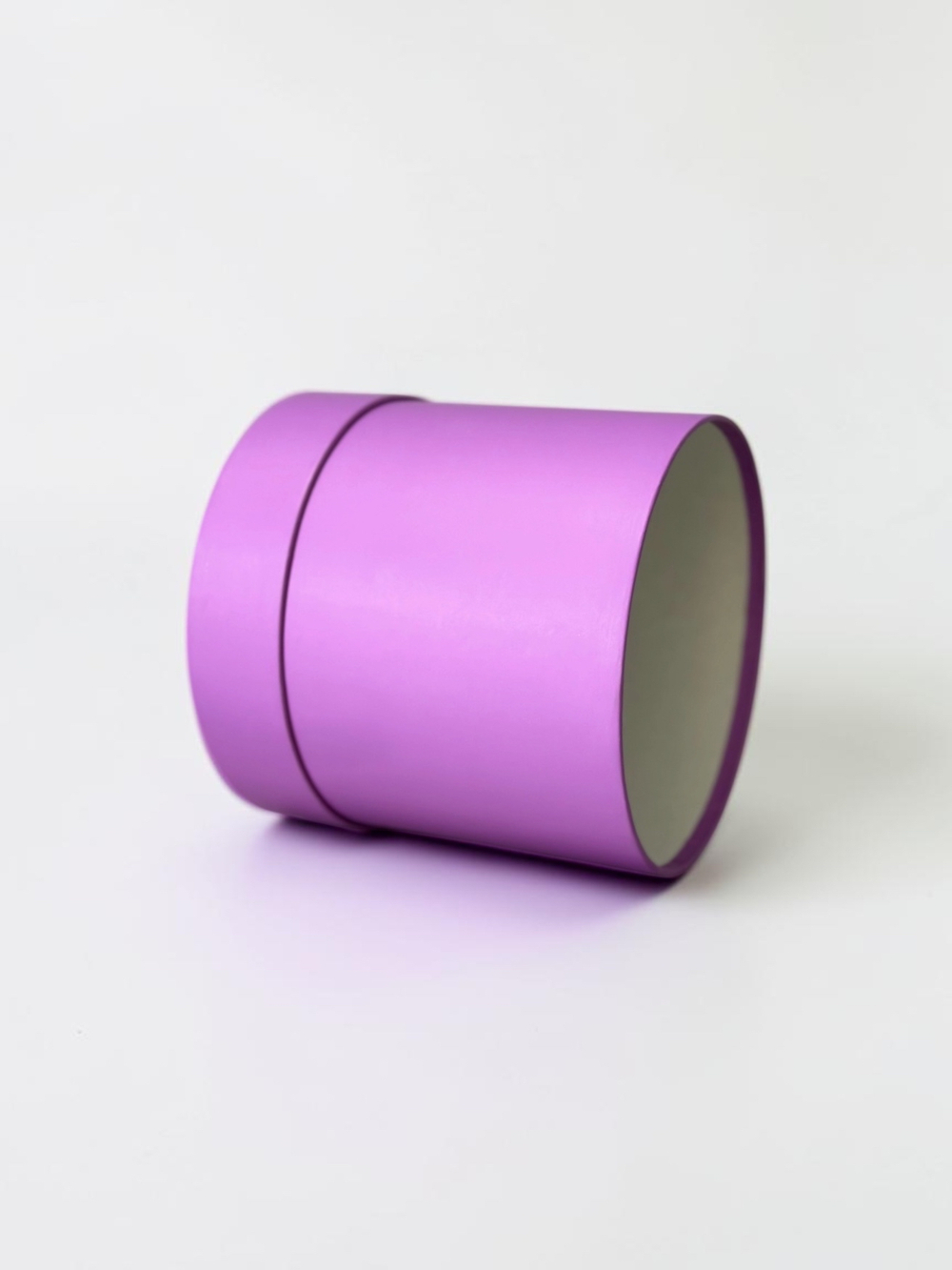 Плотная шляпная коробка фальш-крышка .Цвет; Лиловый.