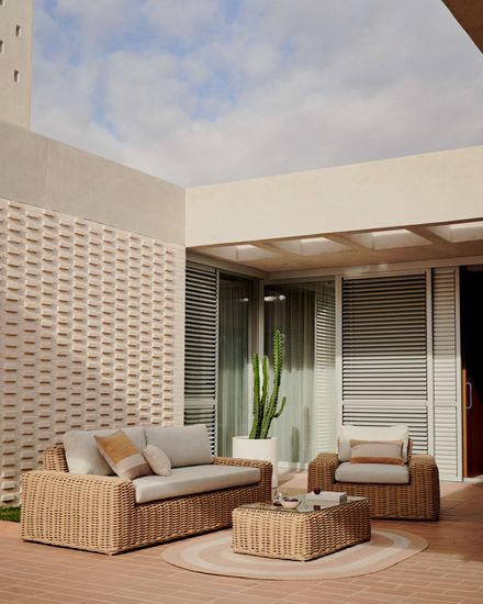 Portlligat Уличный столик из искусственного ротанга с натуральной отделкой 110x60