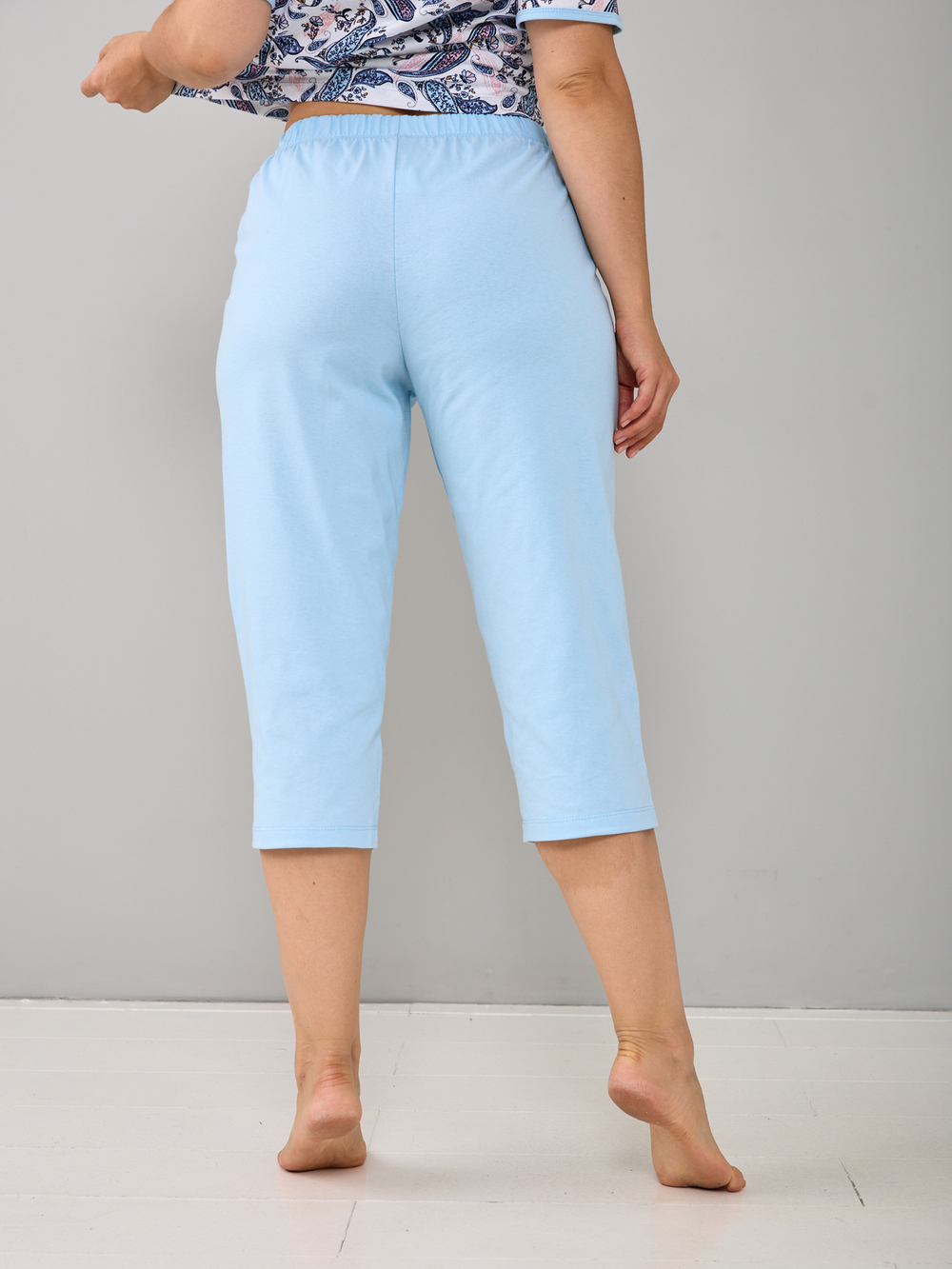 Пижама с бриджами КД-063/голубой-белыеогурцы