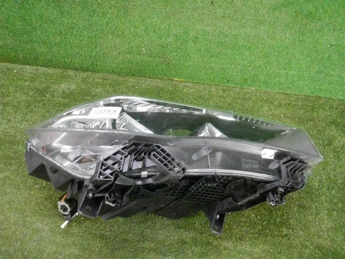 Битая Фара правая BMW X5 F15 (2013-2018) галоген