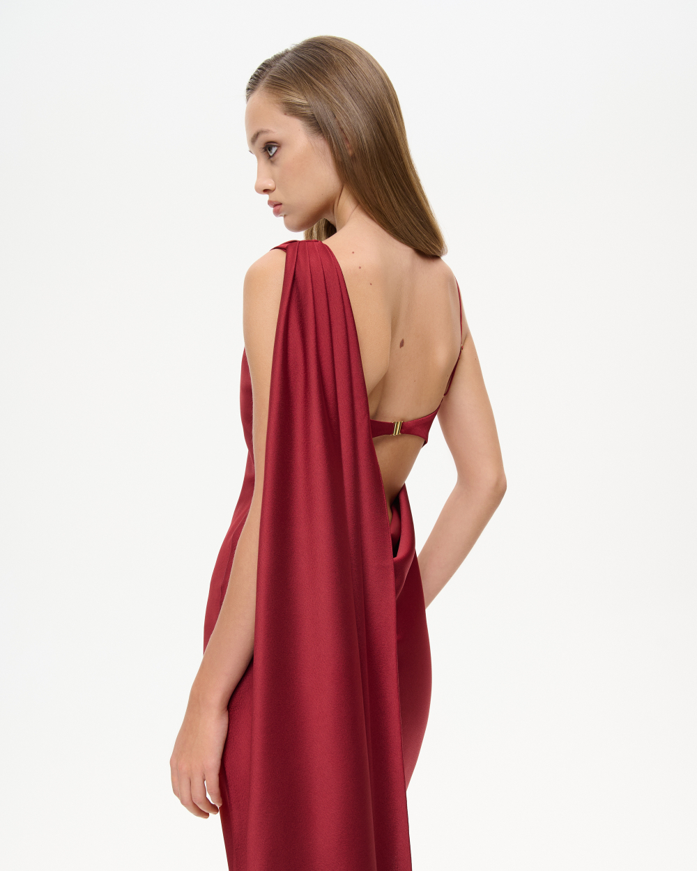 Платье миди с открытой спиной