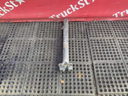 Кронштейн крыла заднего