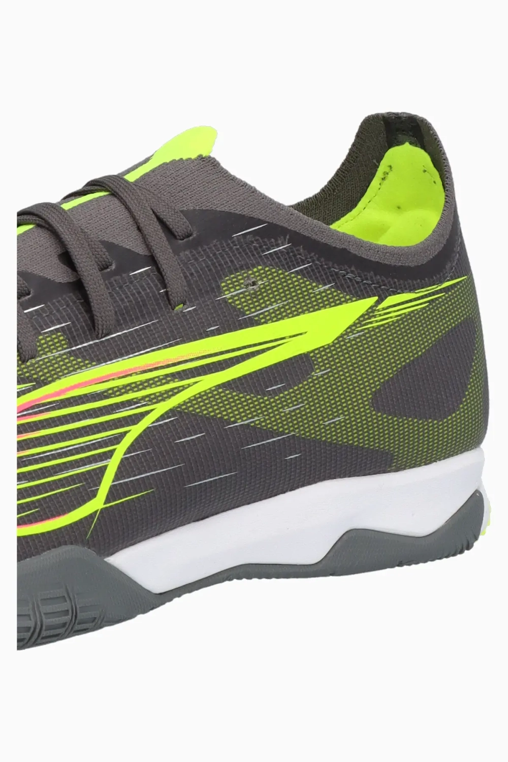 Футзалки Puma Ultra 5 Match IT - черный