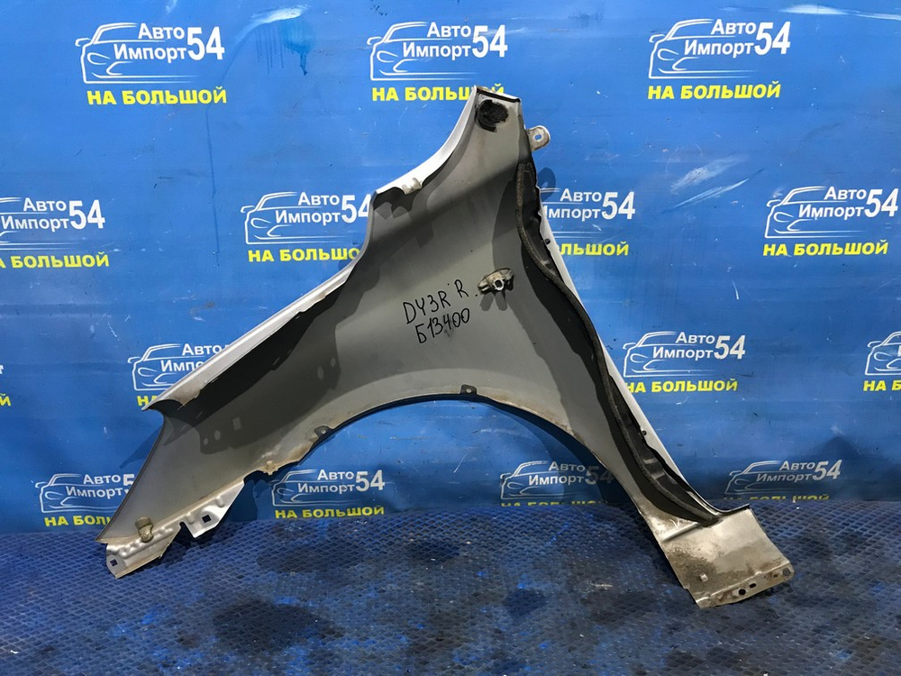 Крыло переднее правое MAZDA DEMIO 2005-2007
