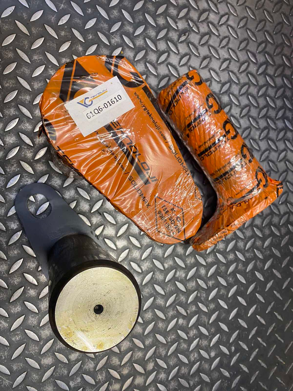 Палец 61N8-01610