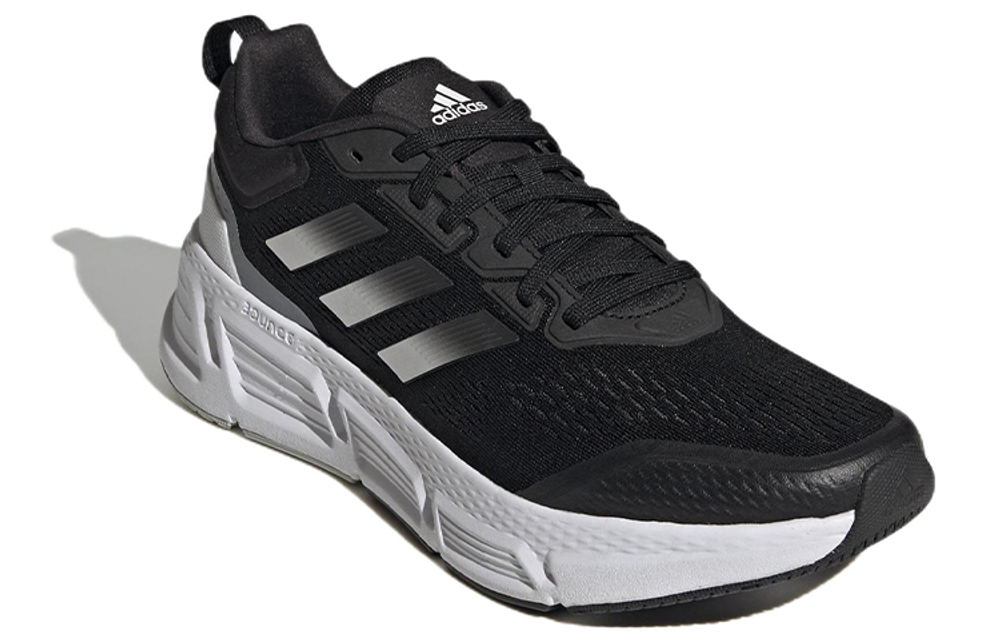 Кроссовки Adidas Questar