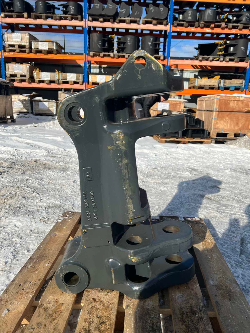 Поворотная рама (Swing post) 3517861M95 Terex