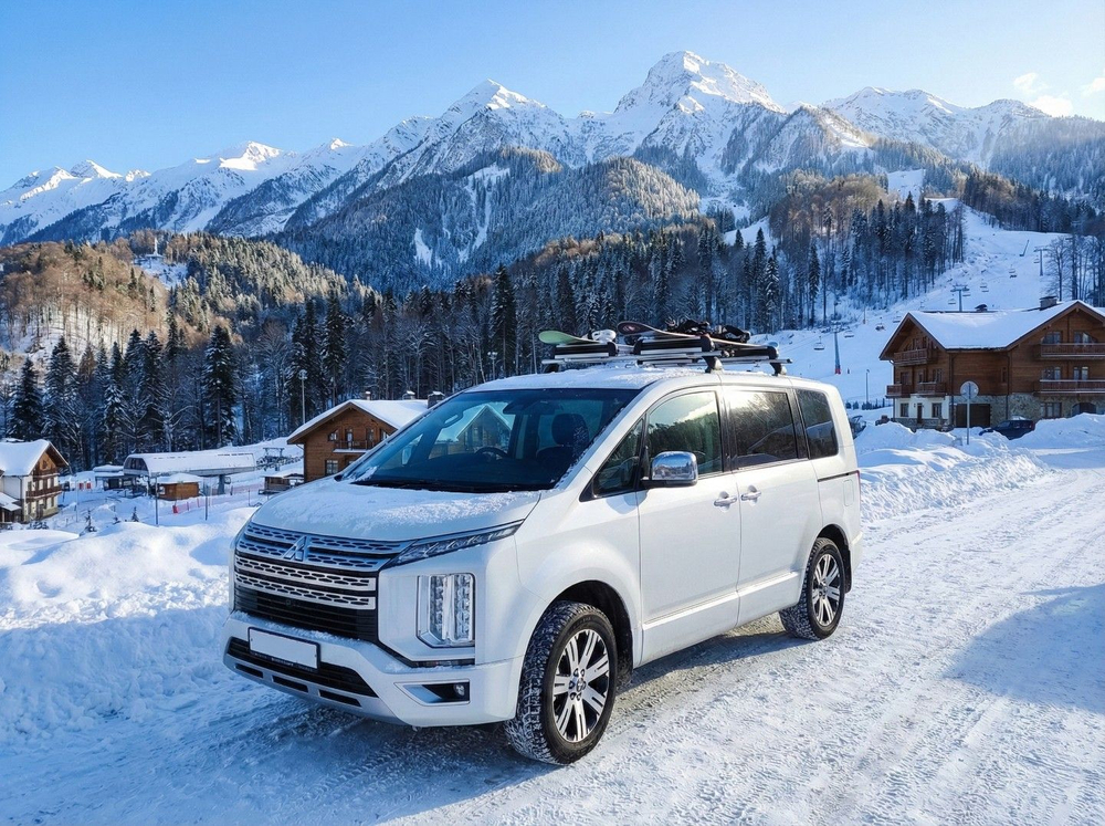 Трансфер: Аэропорт → Красная Поляна / Роза Хутор