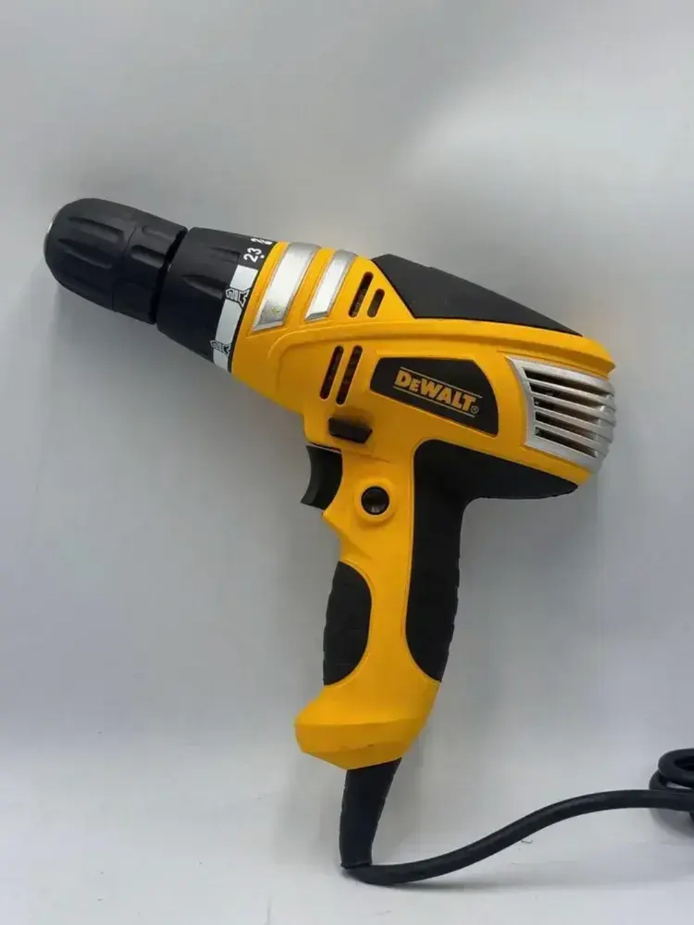 Шуруповерт, 26 Нм, 0 АКБ