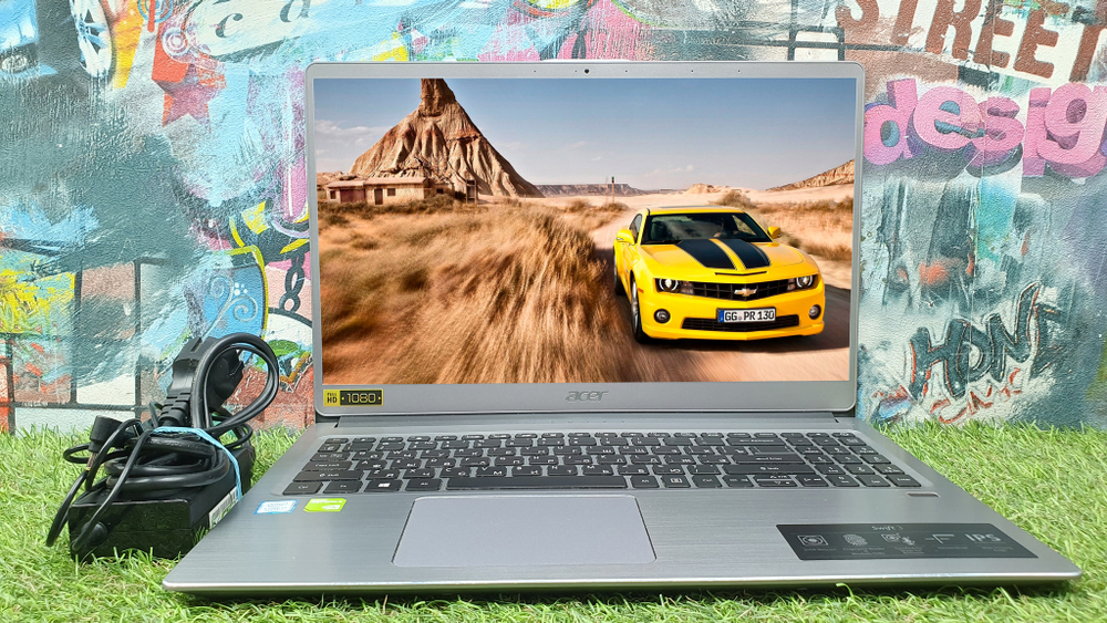 Ноутбук Acer i7-8/16 Gb/MX150 2ГБ/4K/ Swift 3 SF315-52G-84PT NX.H39ER.002