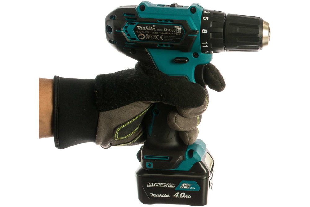 Аккумуляторная дрель-шуруповерт Makita DF333DWME