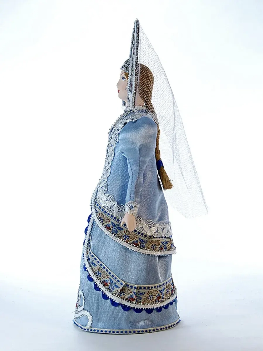 Кукла фарфоровая Русская снегурочка