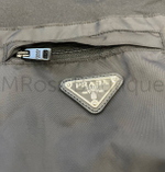 Толстовка Prada из технического хлопка с накладным нейлоновым карманом на молнии