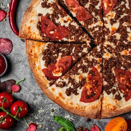 Пицца мясная