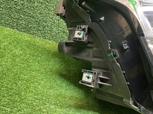 Фара правая Tank 500 (2021-н.в.) LED