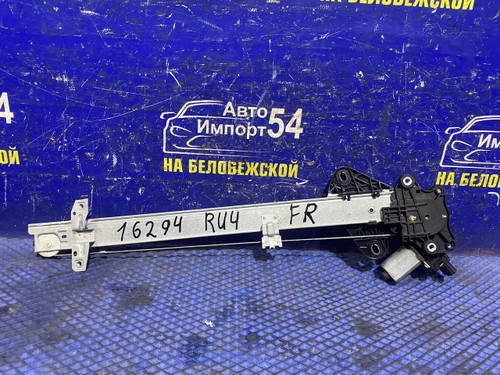 Стеклоподъемник передний правый Honda VEZEL 2013-2018