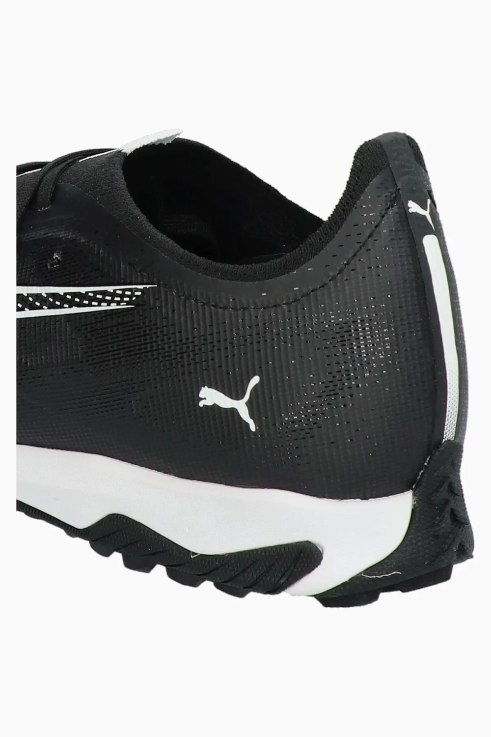 Сороконожки Puma Ultra 5 Match TT - черный