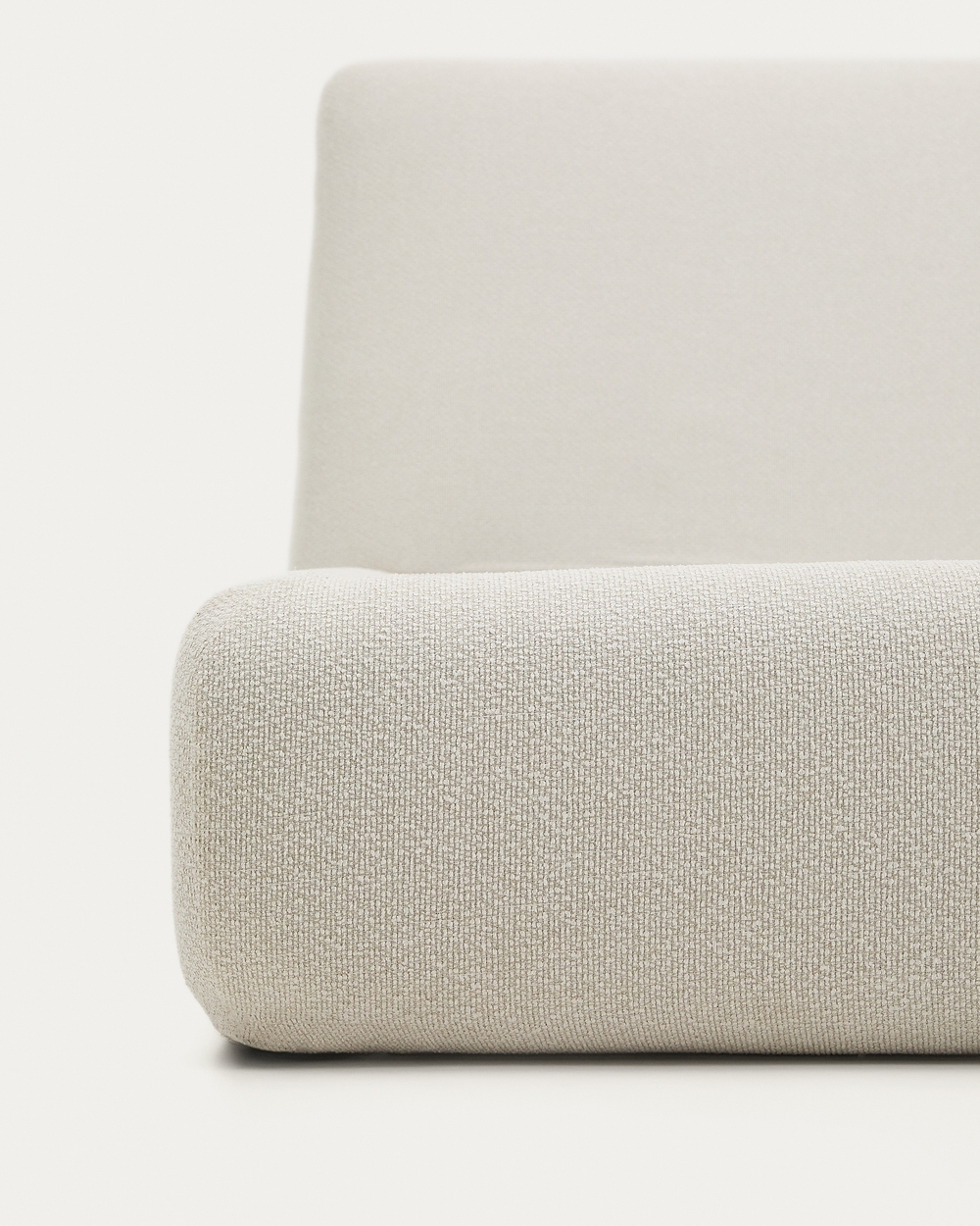 Кровать Martina со съемным чехлом из шенилла цвета экрю 180 x 200