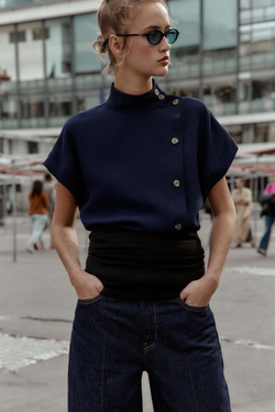 ZARA РУБАШКА С КОНТРАСТНЫМИ ПУГОВИЦАМИ, МОРСКОЙ СИНИЙ