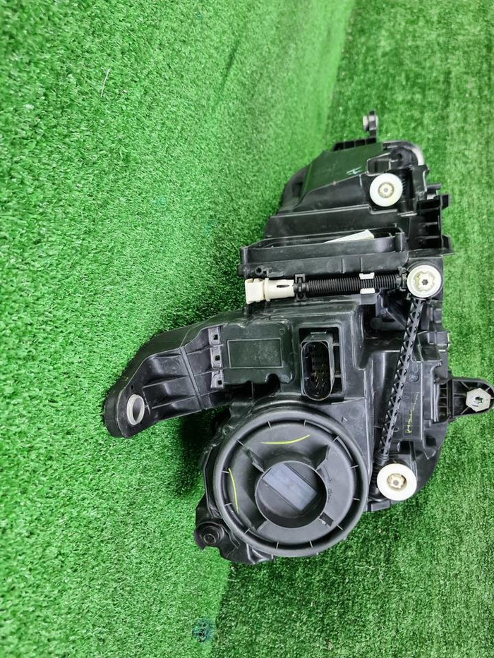 Фара левая Mercedes GLE V167 (18-24) Multibeam LED