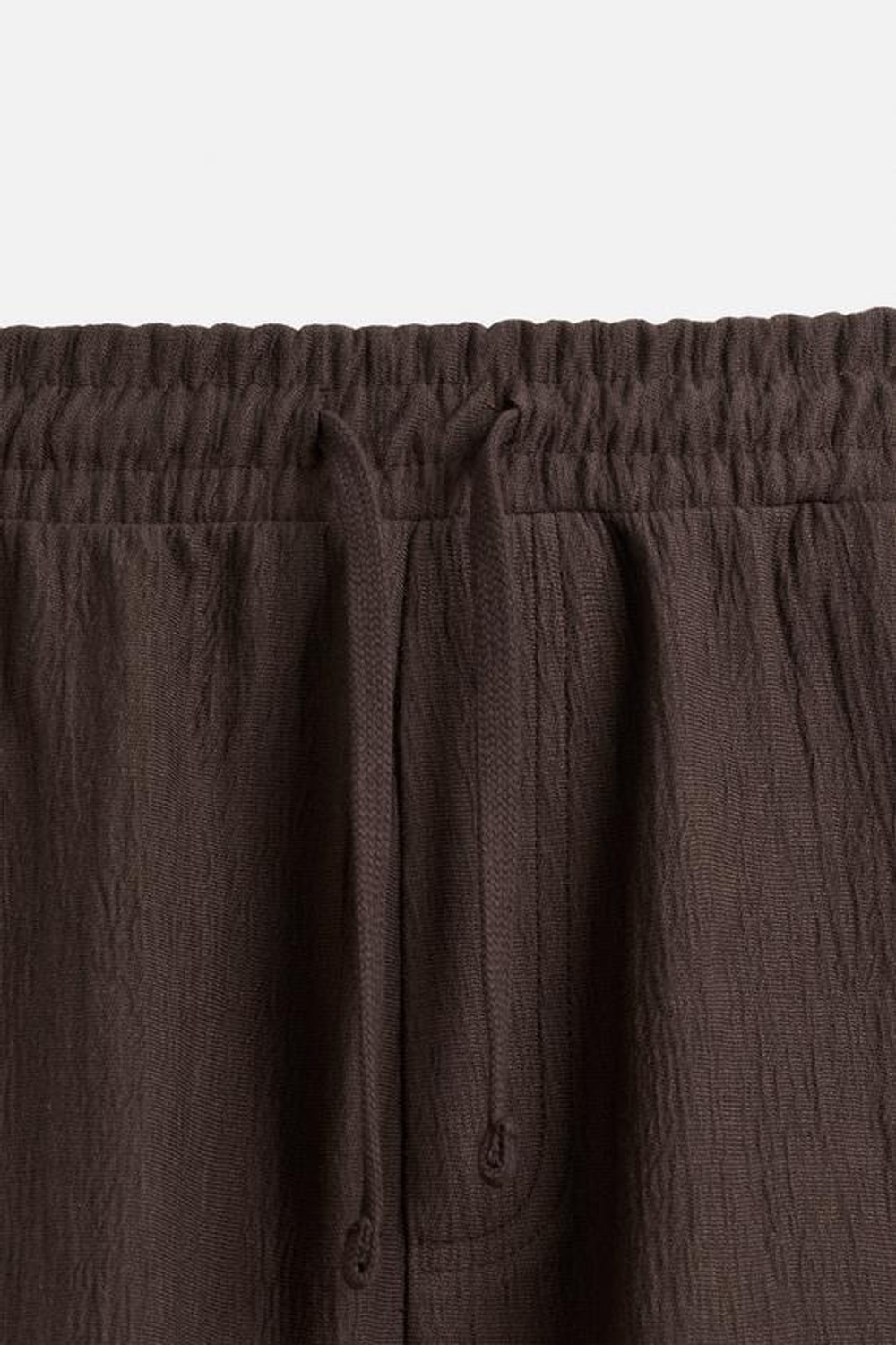 ZARA ШОРТЫ-ДЖОГГЕРЫ ИЗ РЕЛЬЕФНОЙ ТКАНИ, ШОКОЛАДНЫЙ