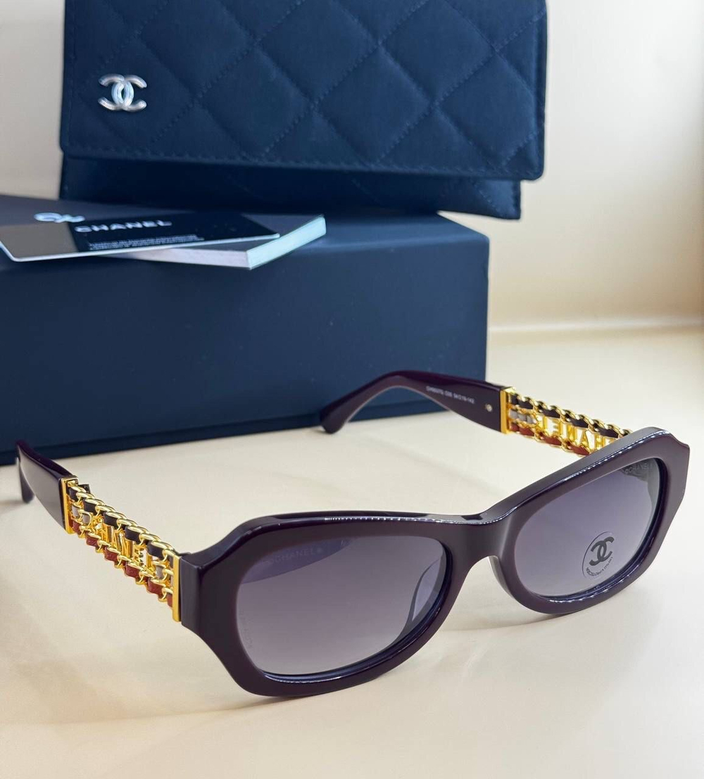 Солнцезащитные очки CHANEL