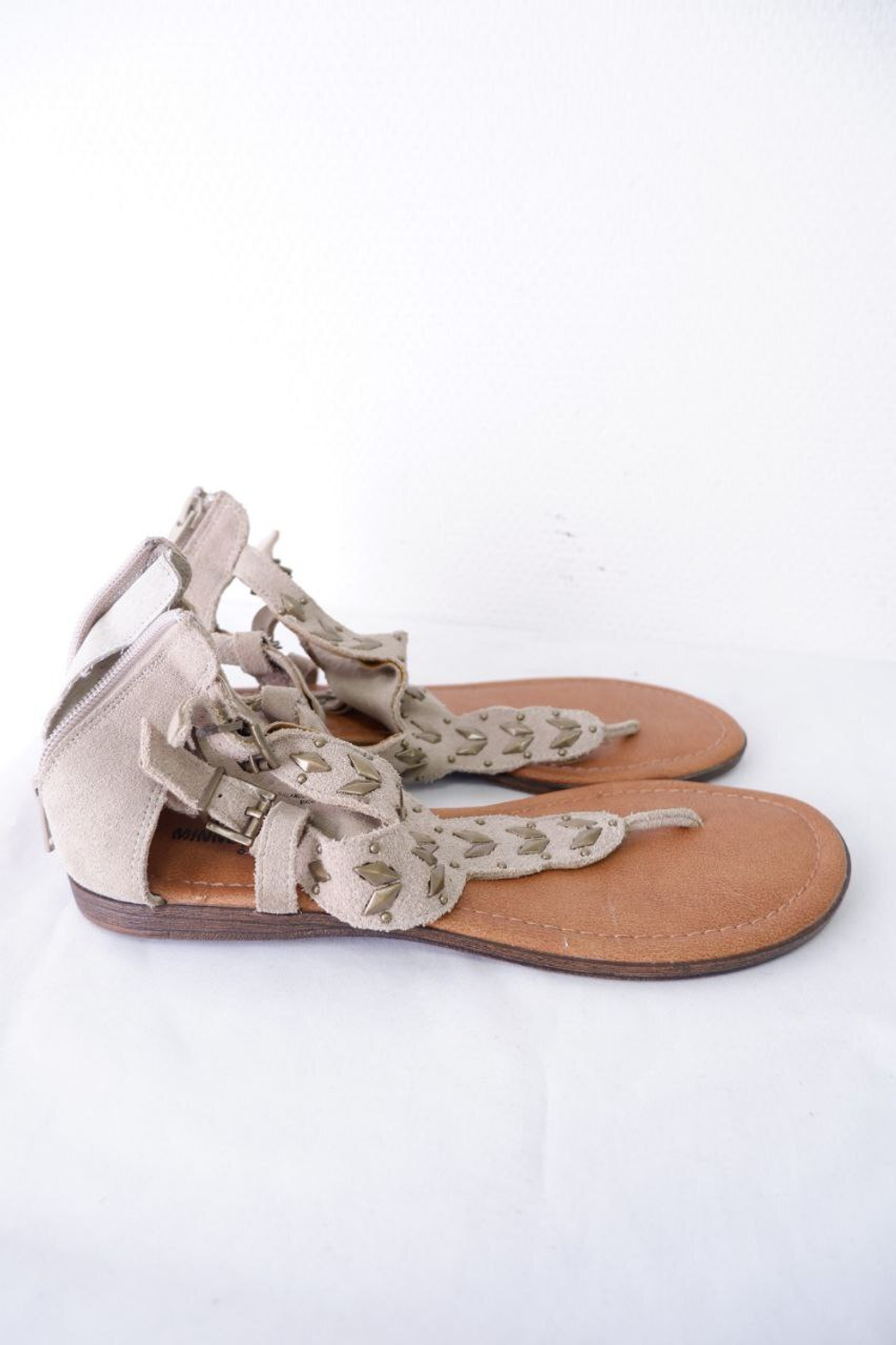 Босоножки Minne Tonka кожаные 39 размер