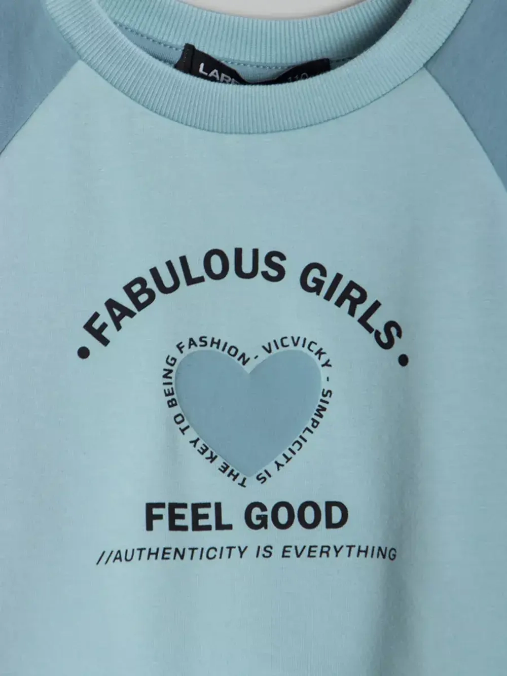 Костюм детский футболка и шорты в сад