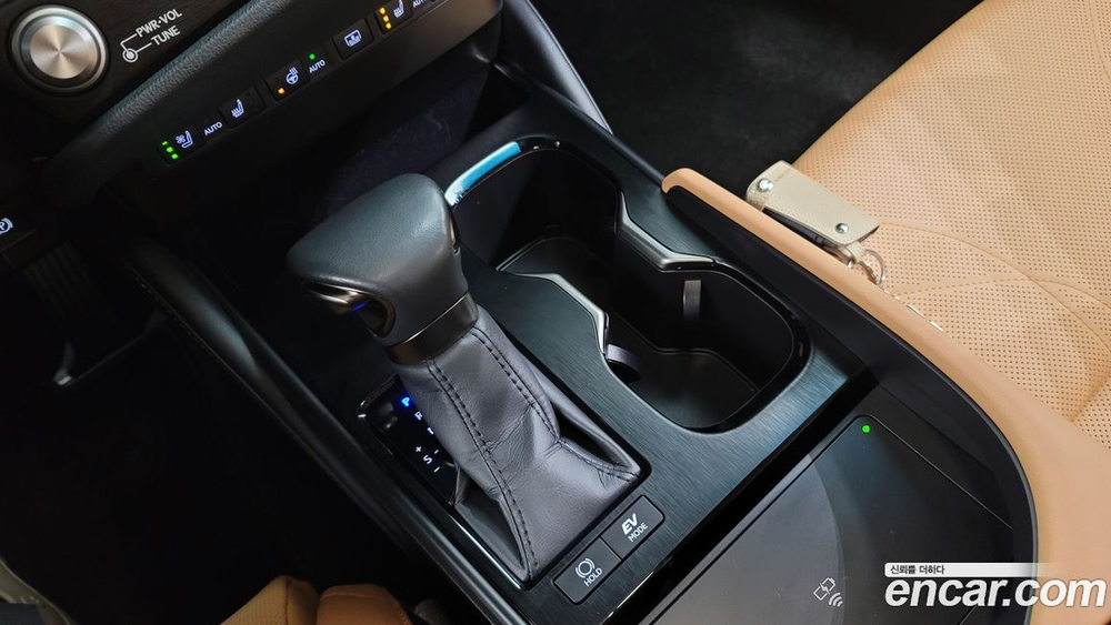 Lexus ES300h 7 Generation Executive (03.2023)
