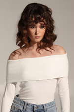 Лонгслив женский с открытыми плечами