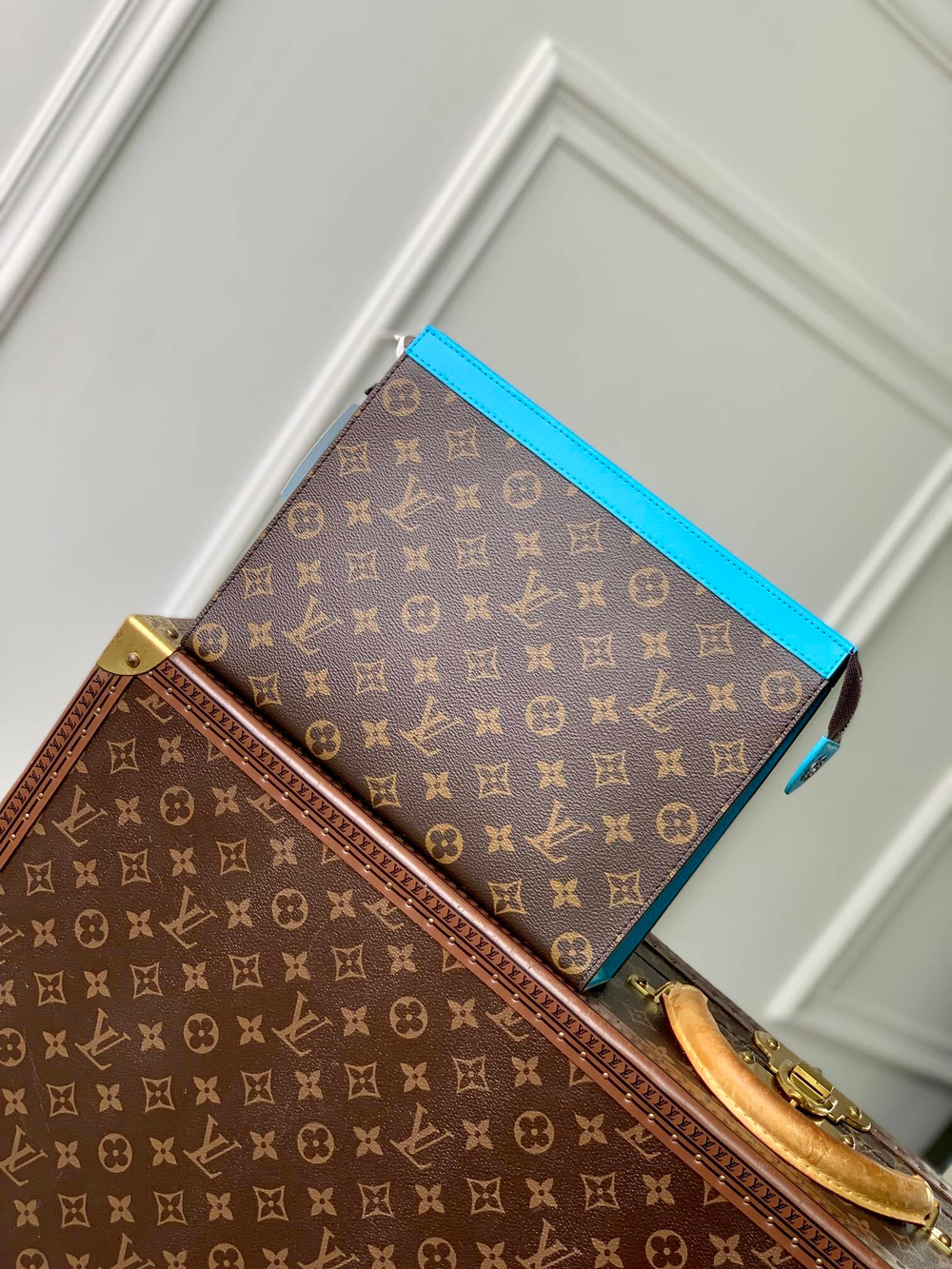 Louis Vuitton Pochette Voyage MM