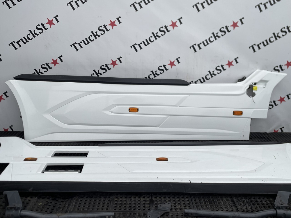 Комплект спойлеров шасси 2023г