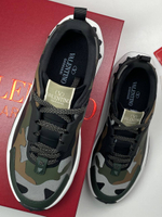 Кроссовки Valentino