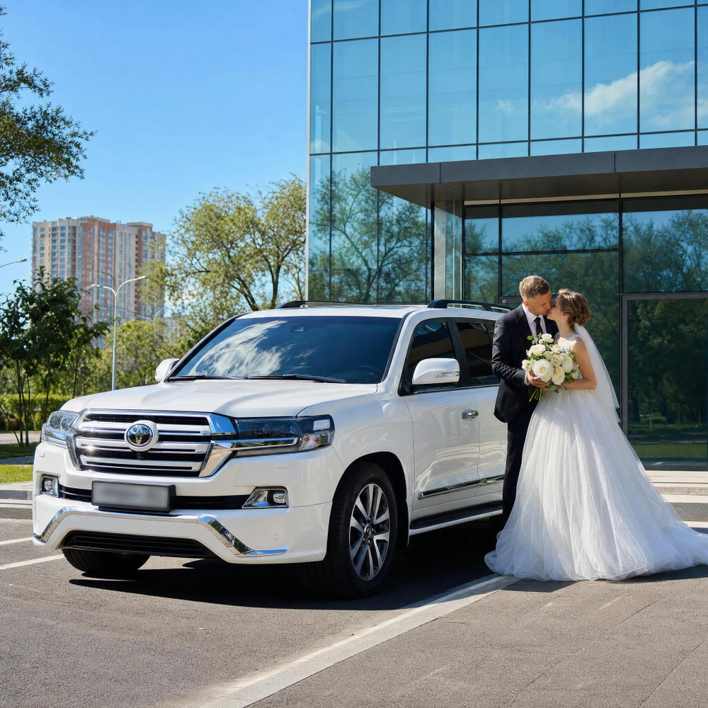 Toyota Land Cruiser 200 2018 Белый