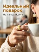 Комплект украшений с янтарём бабочка пеструха белая мелкая светлая