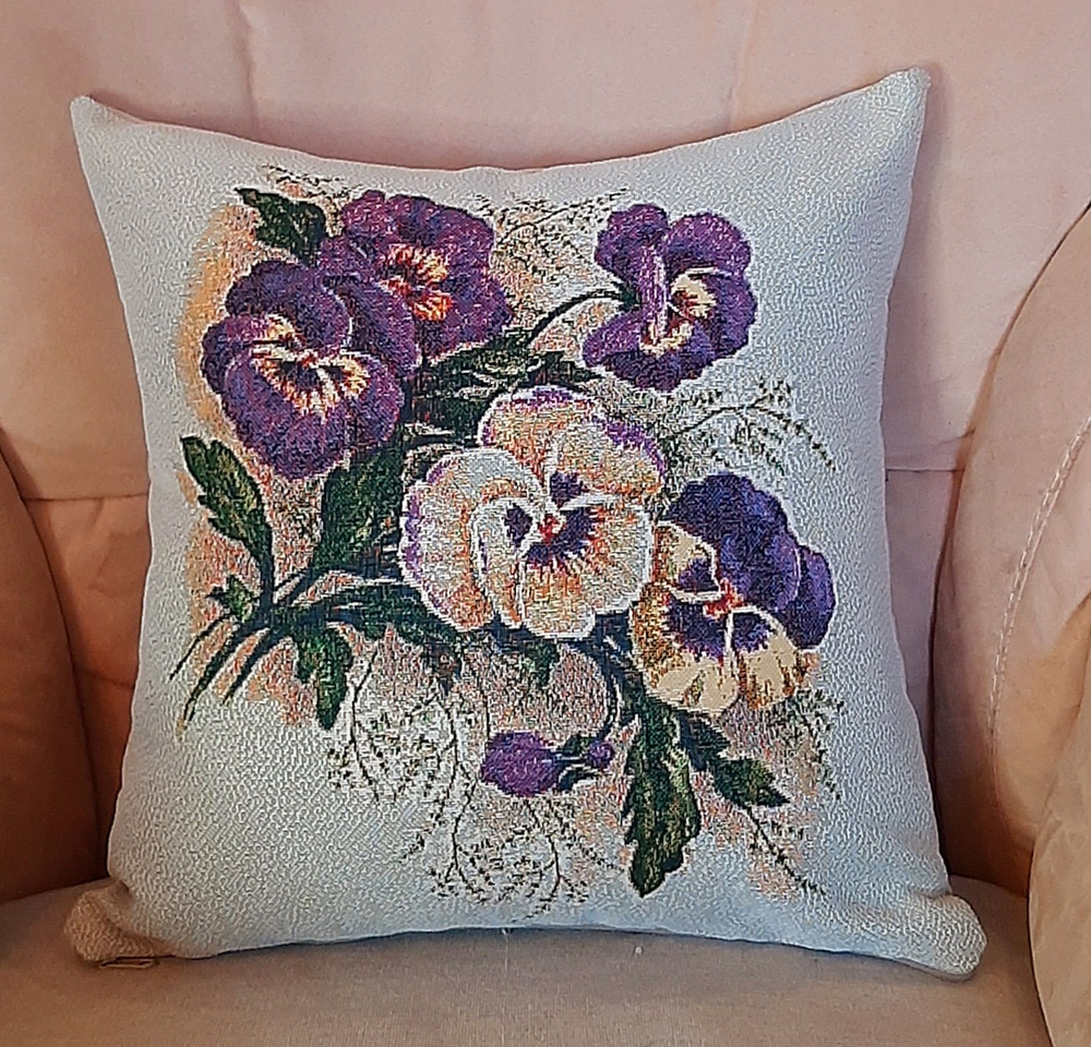 Декоративный гобеленовый чехол для интерьерной подушки Анюта 38*38