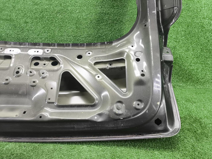 Крышка багажника Lixiang L8 (2022-н.в.)