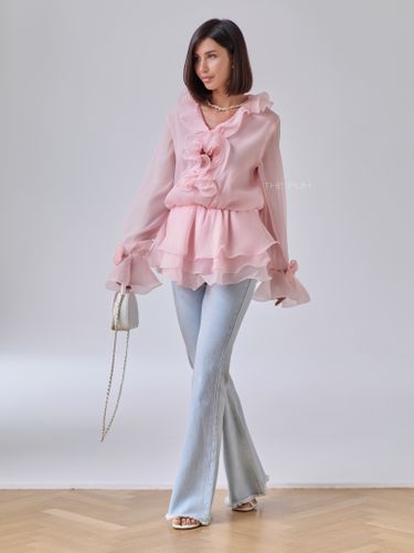 Розовое шифоновое платье-блузка с брошами