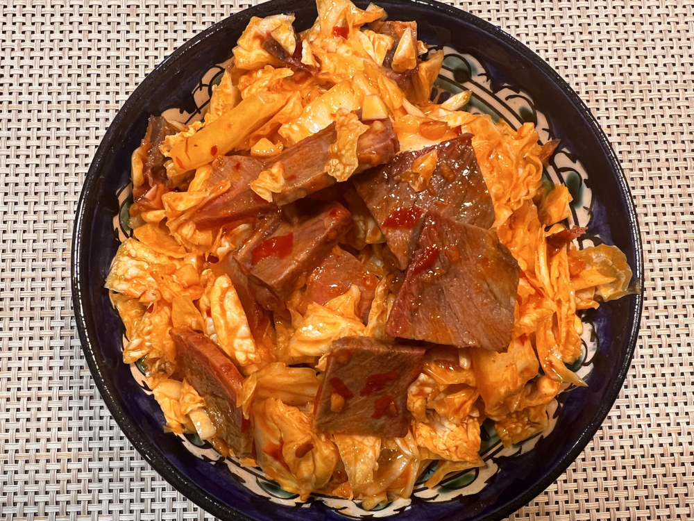 Говядина с острой пекинской капустой