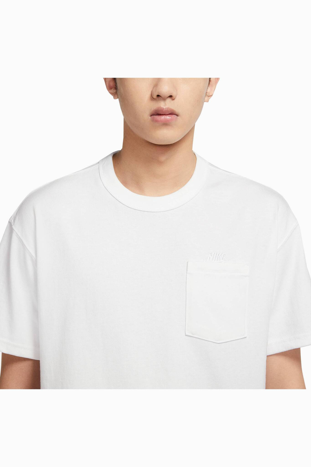 Футболка Nike Sportswear Premium Essentials