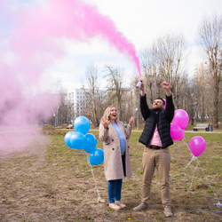 Спрей краска "Холи для Гендер Пати", розовый цвет