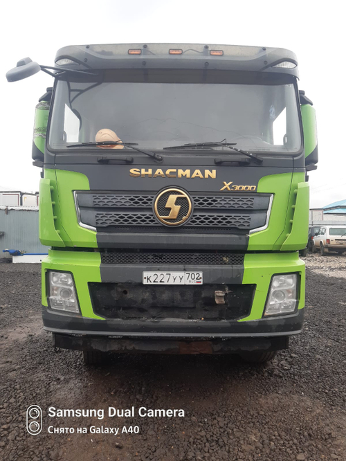 Shacman (Shaanxi) SX* 6x6 Седельный тягач SX42586W385C (Дизельный, 10,8 л, 441 л.с., МТ)