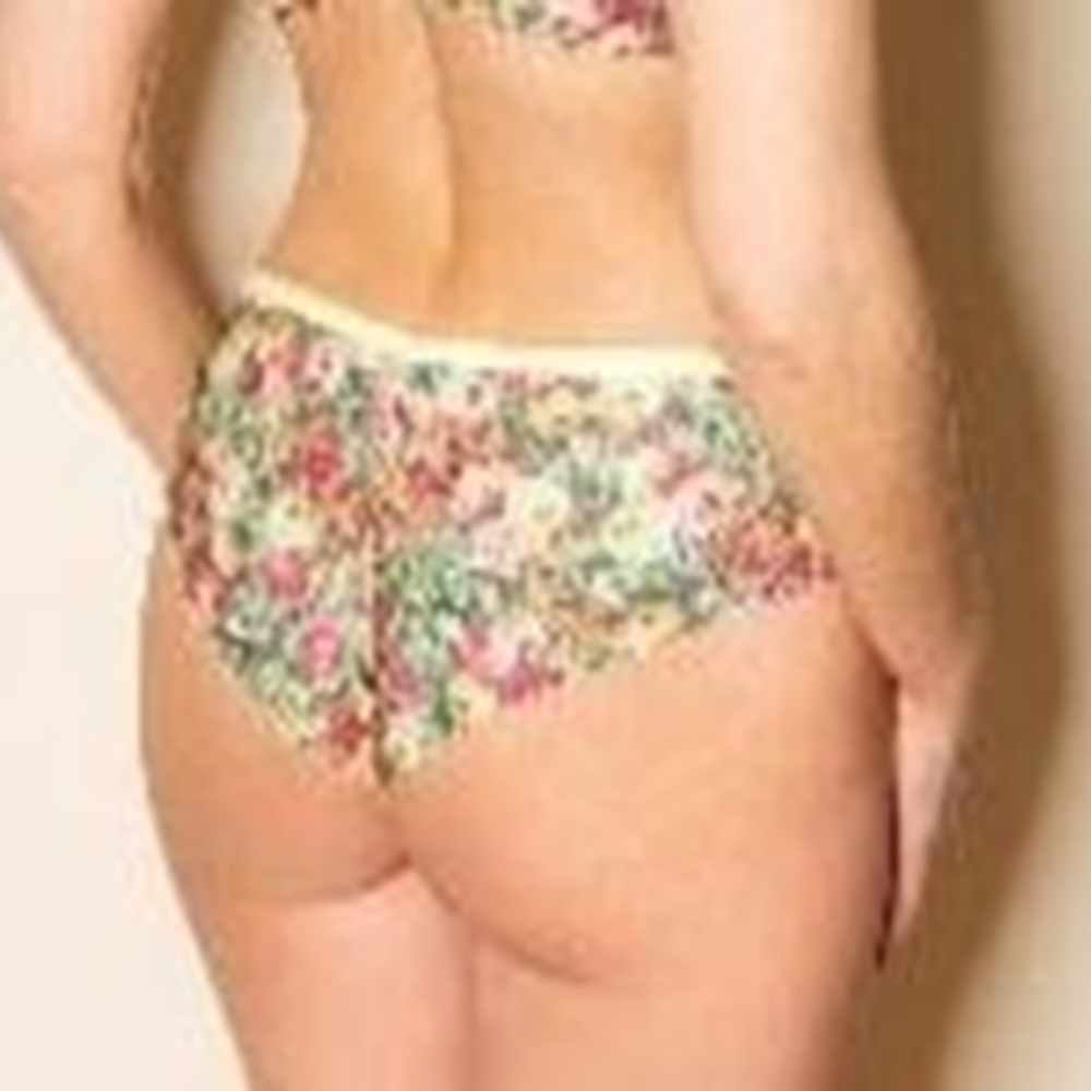 Трусы Diva Sharm 220-360 бразильянки