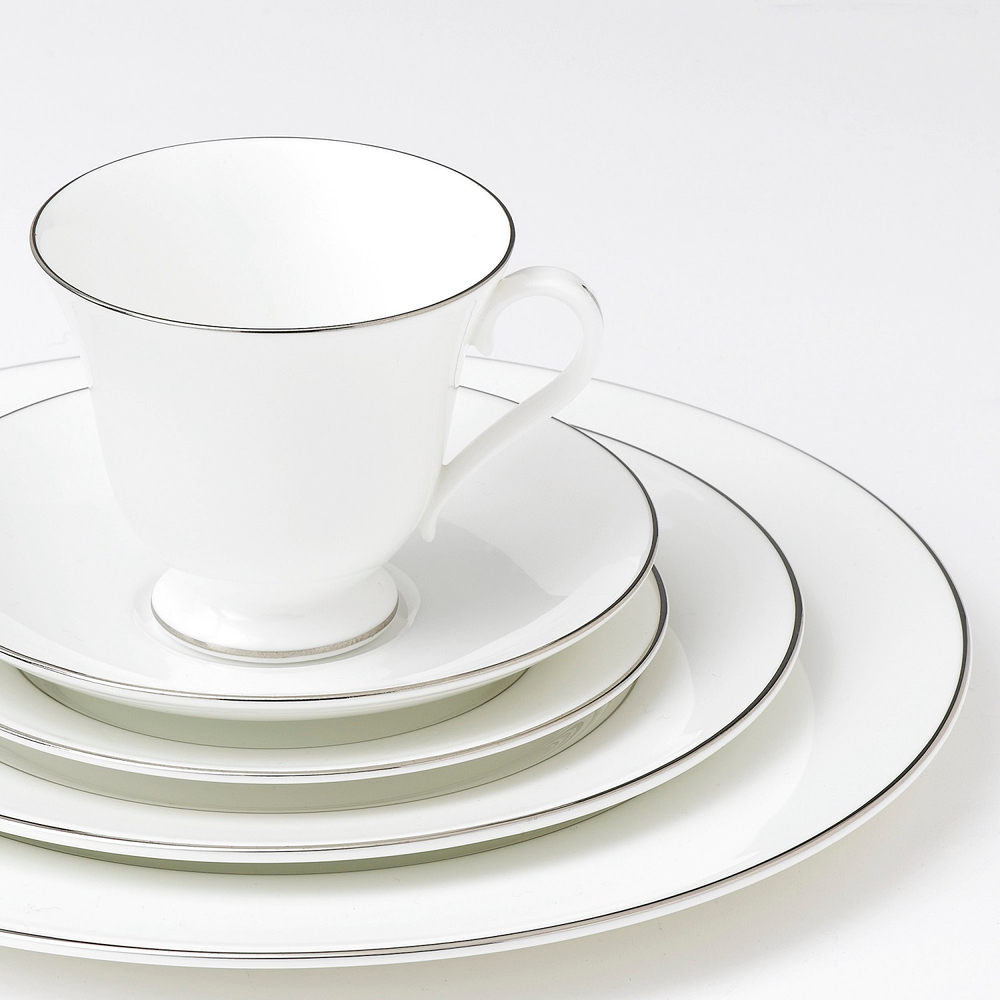 Wedgwood Чайная чашка Signet Platinum 170 мл с блюдцем