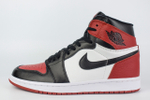 Кроссовки Nike Air Jordan 1 Bred Toe 2018 Wmns