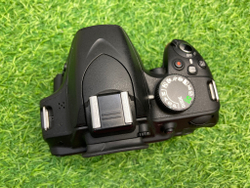 Nikon D3200 kit 18-55mm 3.5-5.6G VR 5000 кадров