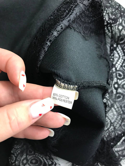 Платье просто роковое, с кружевной вставкой 42 размер